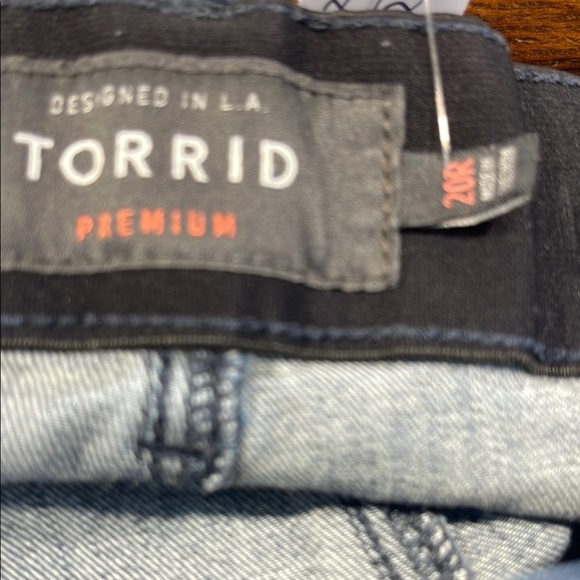 Torrid Blue bombshell skinny Jeans Classic Denim - Picture 8 of 8